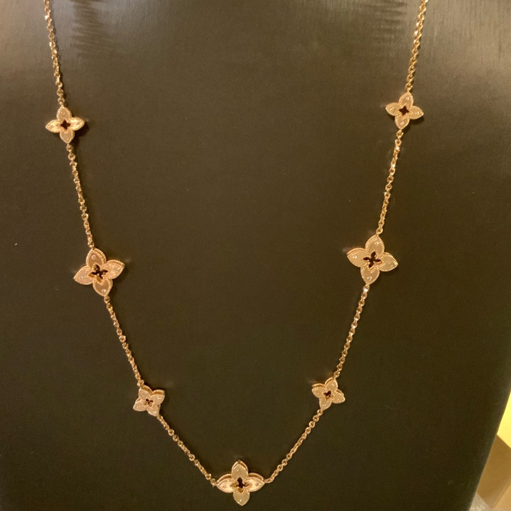 18k Venetian Station Necklace - Picture 5 of 14